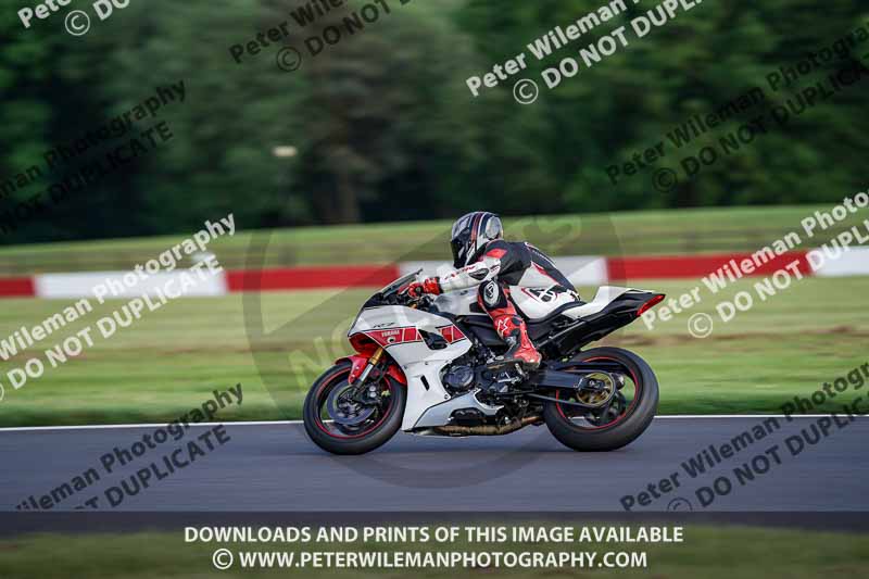 donington no limits trackday;donington park photographs;donington trackday photographs;no limits trackdays;peter wileman photography;trackday digital images;trackday photos